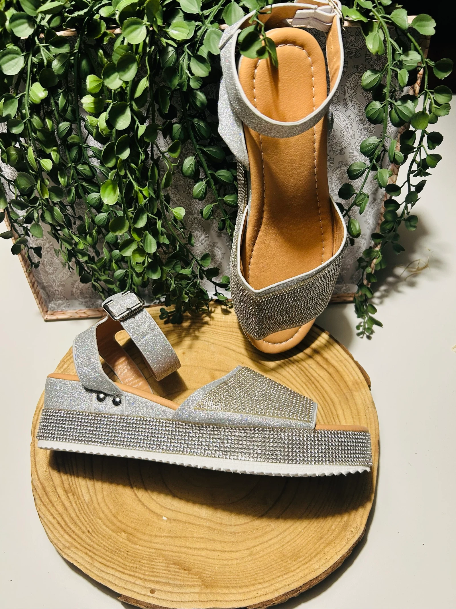 Glitter/Strash Effect Wedges – photo 17